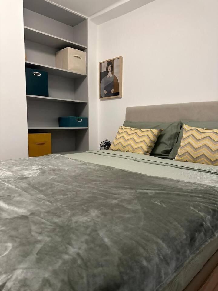 Stylish Renovated In Chiado * Lisboa