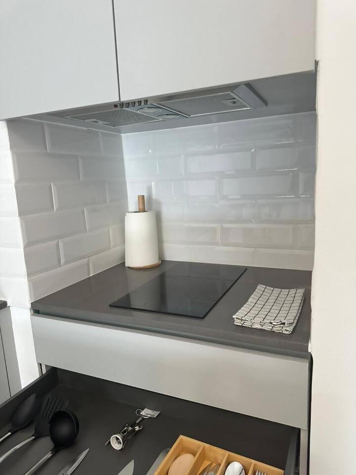 Appartement Stylish Renovated In Chiado Lisboa