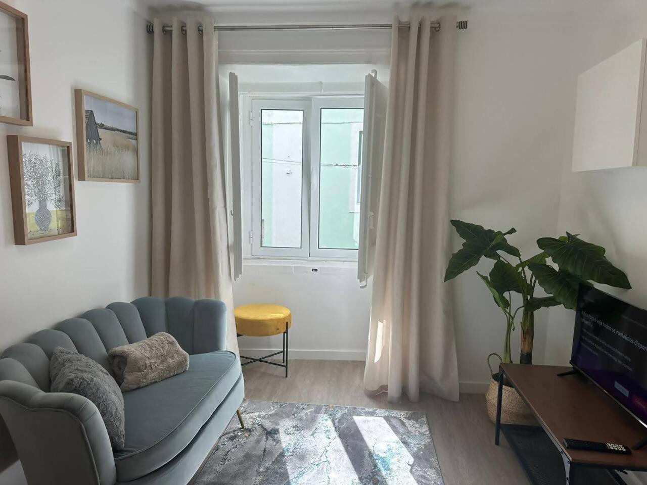 Appartement Stylish Renovated In Chiado