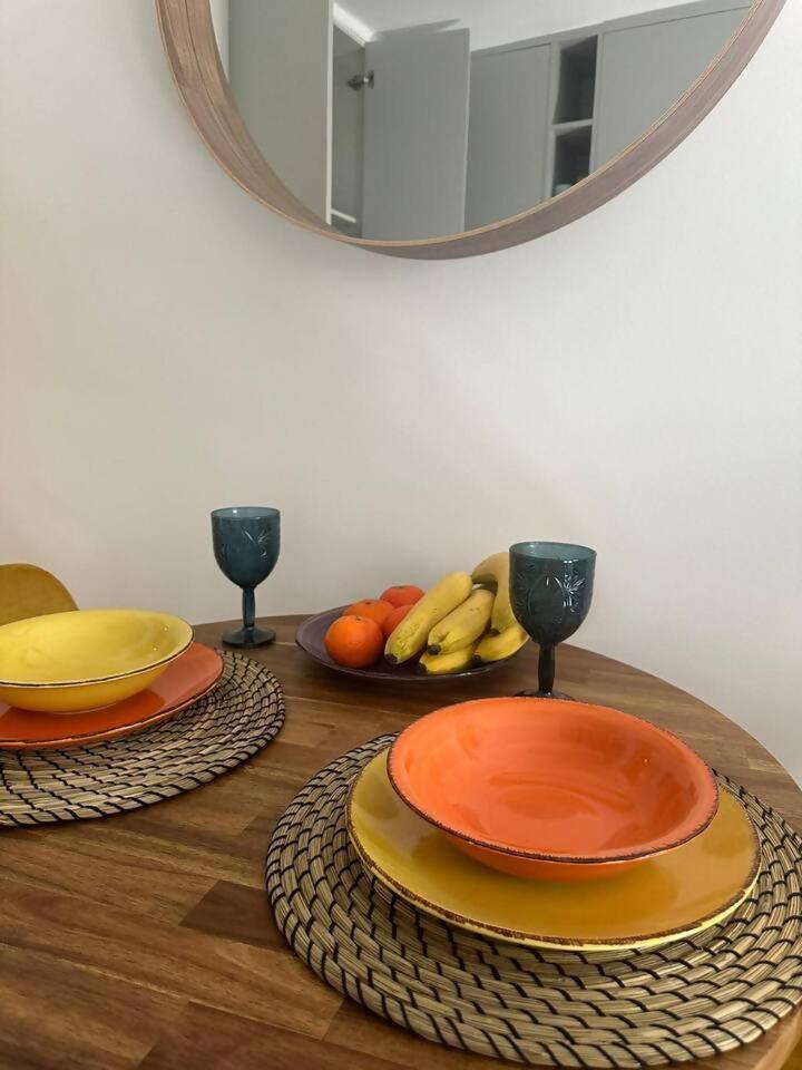 Stylish Renovated In Chiado Lisboa