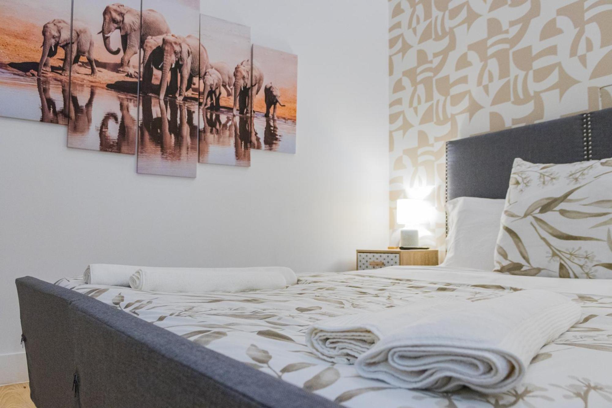 Seleni Lisboa Suites Apartment *