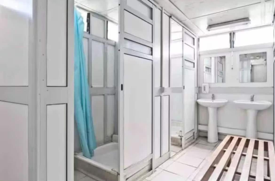 Bacus - Your Floating Hideaway In Bateau-hôtel Lisboa