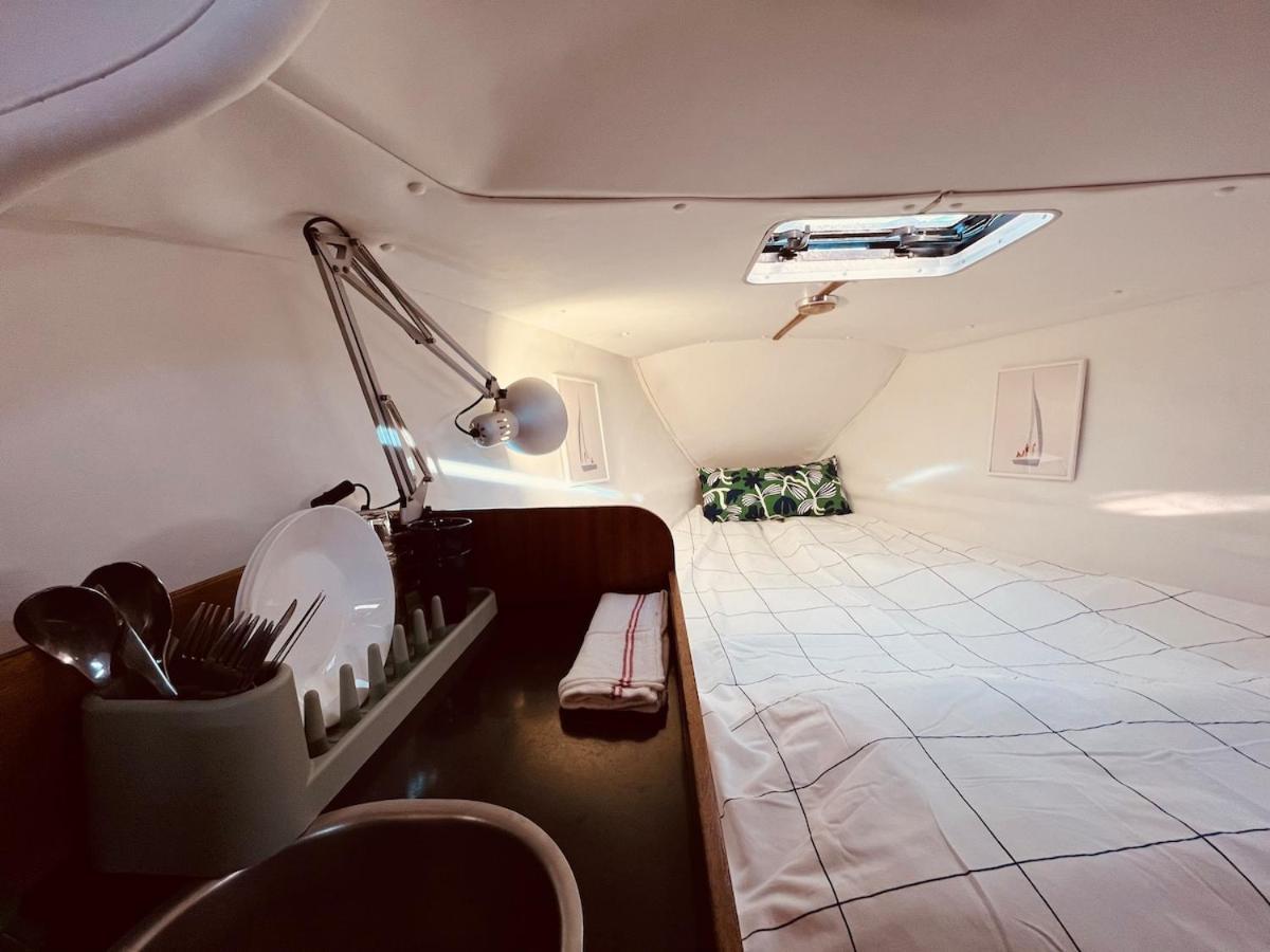 Bacus - Your Floating Hideaway In Lisboa