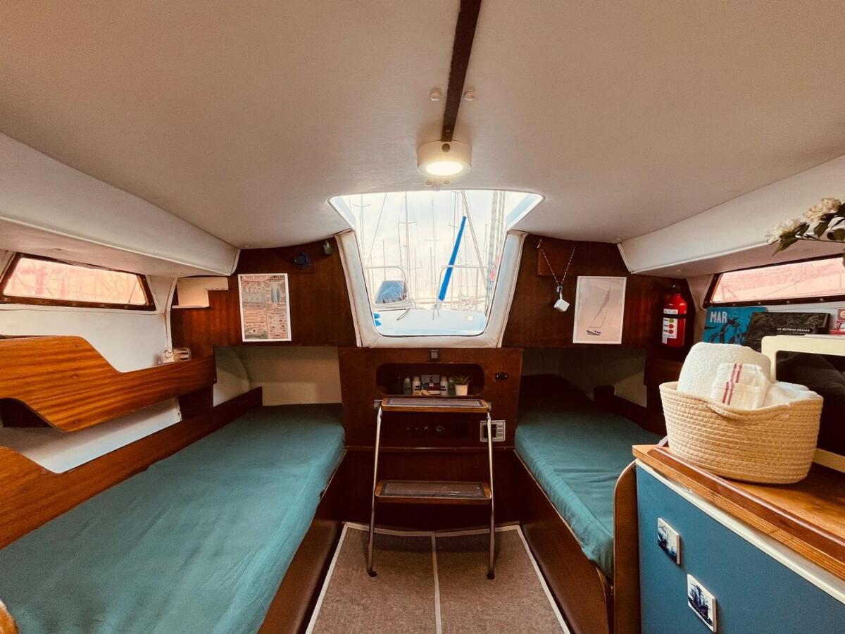 Bacus - Your Floating Hideaway In * Lisboa