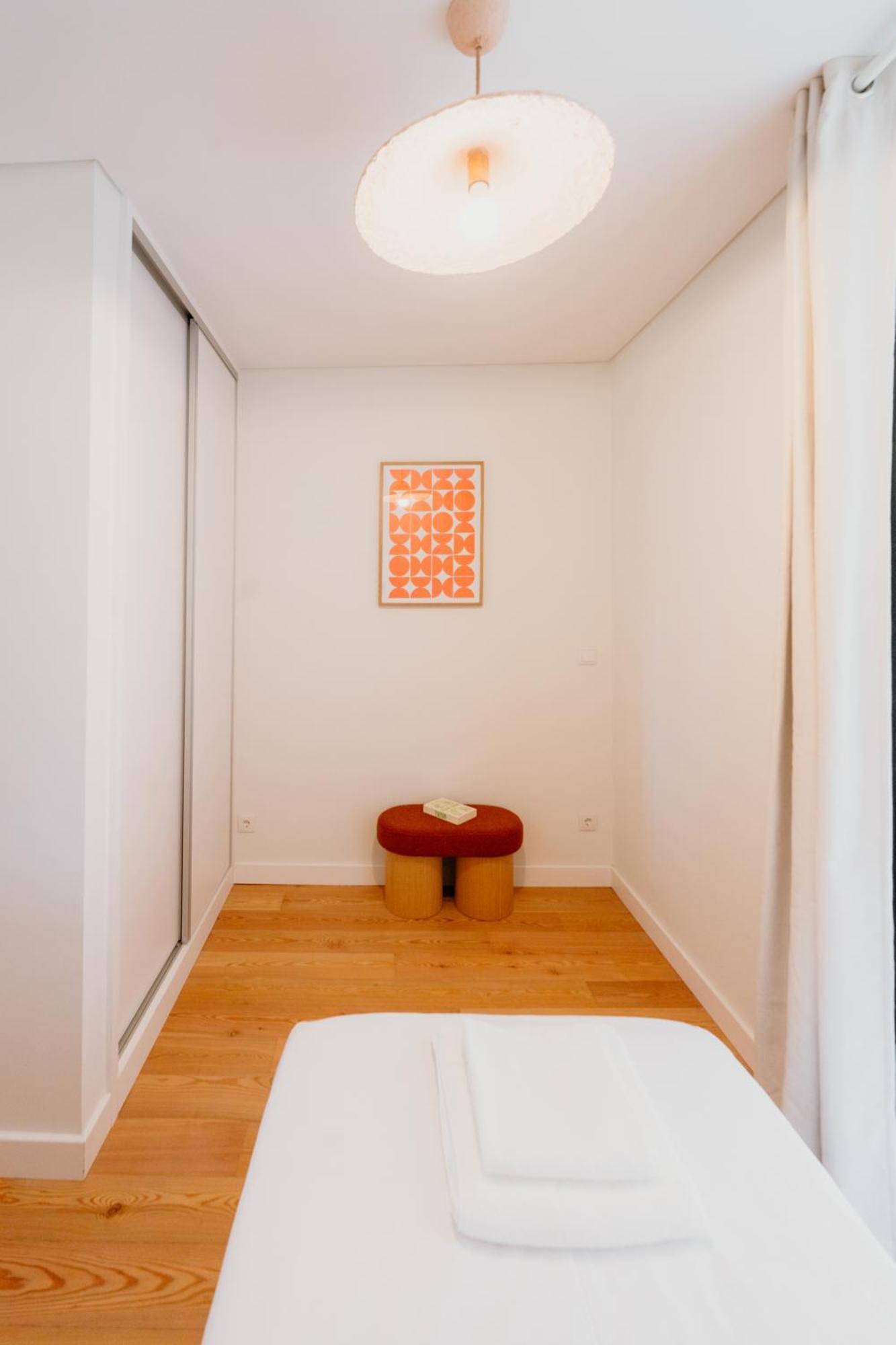 Orange House - Elegant Two-bedroom Rc E Apartment Lissabon