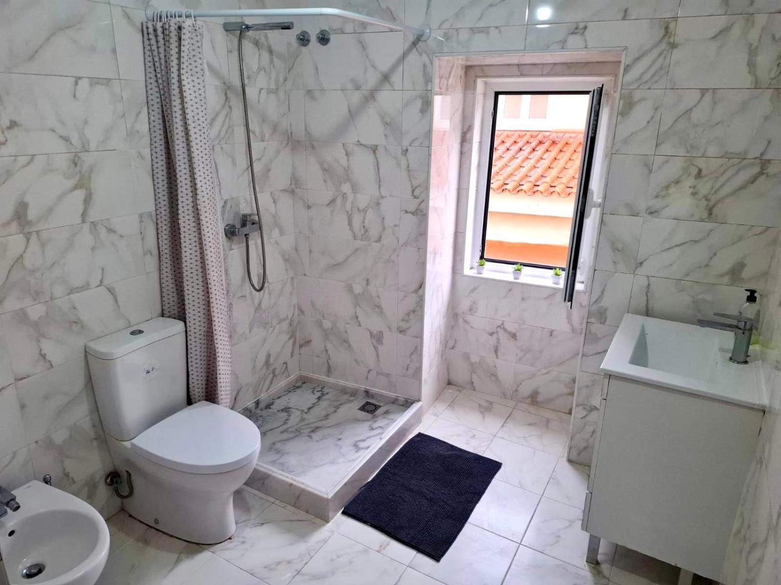 Appartement Helle Und Gemuetliche Im Zentrum *
