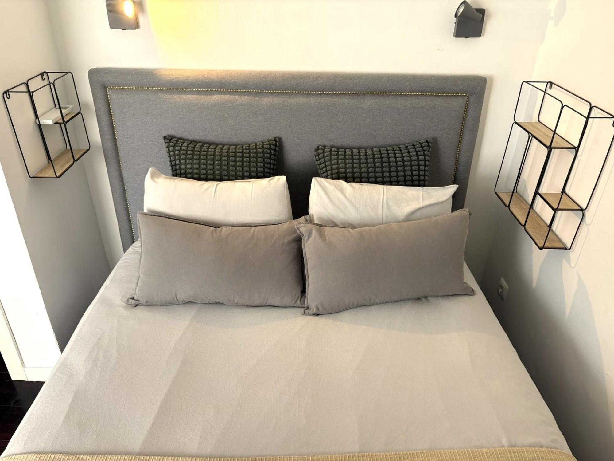Fabulous T2 With Balcony In Rossio Appartement Lissabon