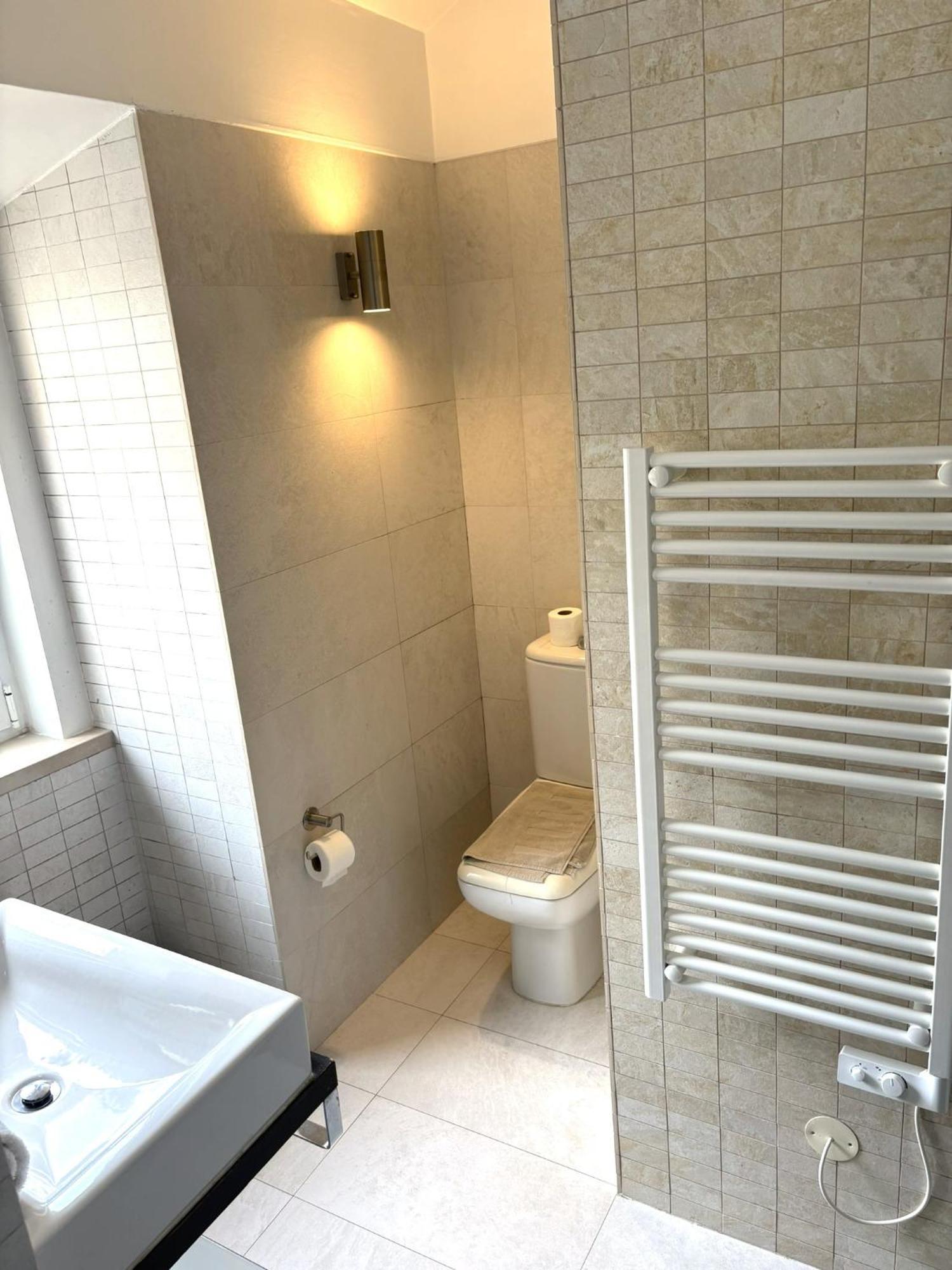 Fabulous T2 With Balcony In Rossio * Lissabon