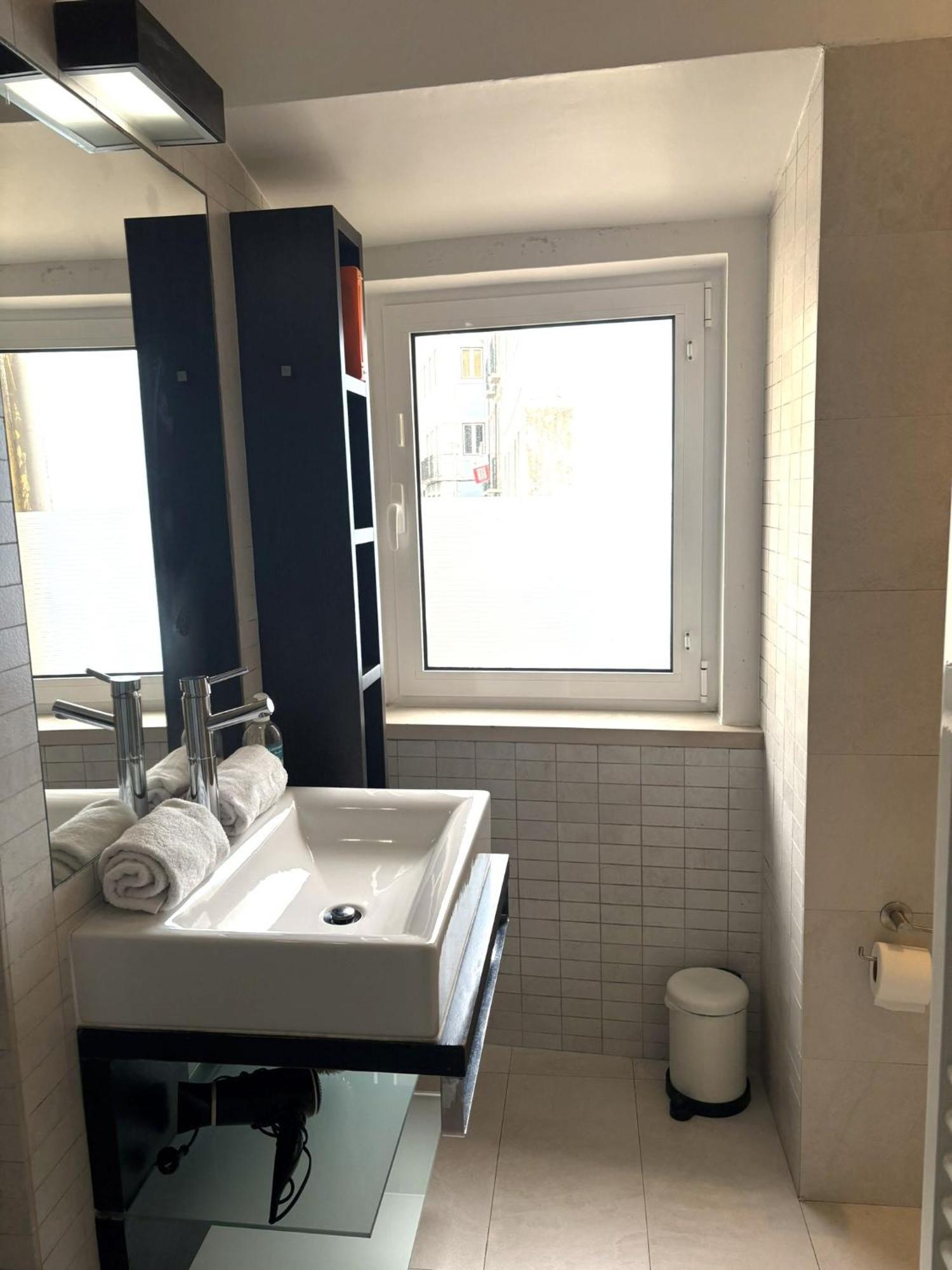 Fabulous T2 With Balcony In Rossio Appartement