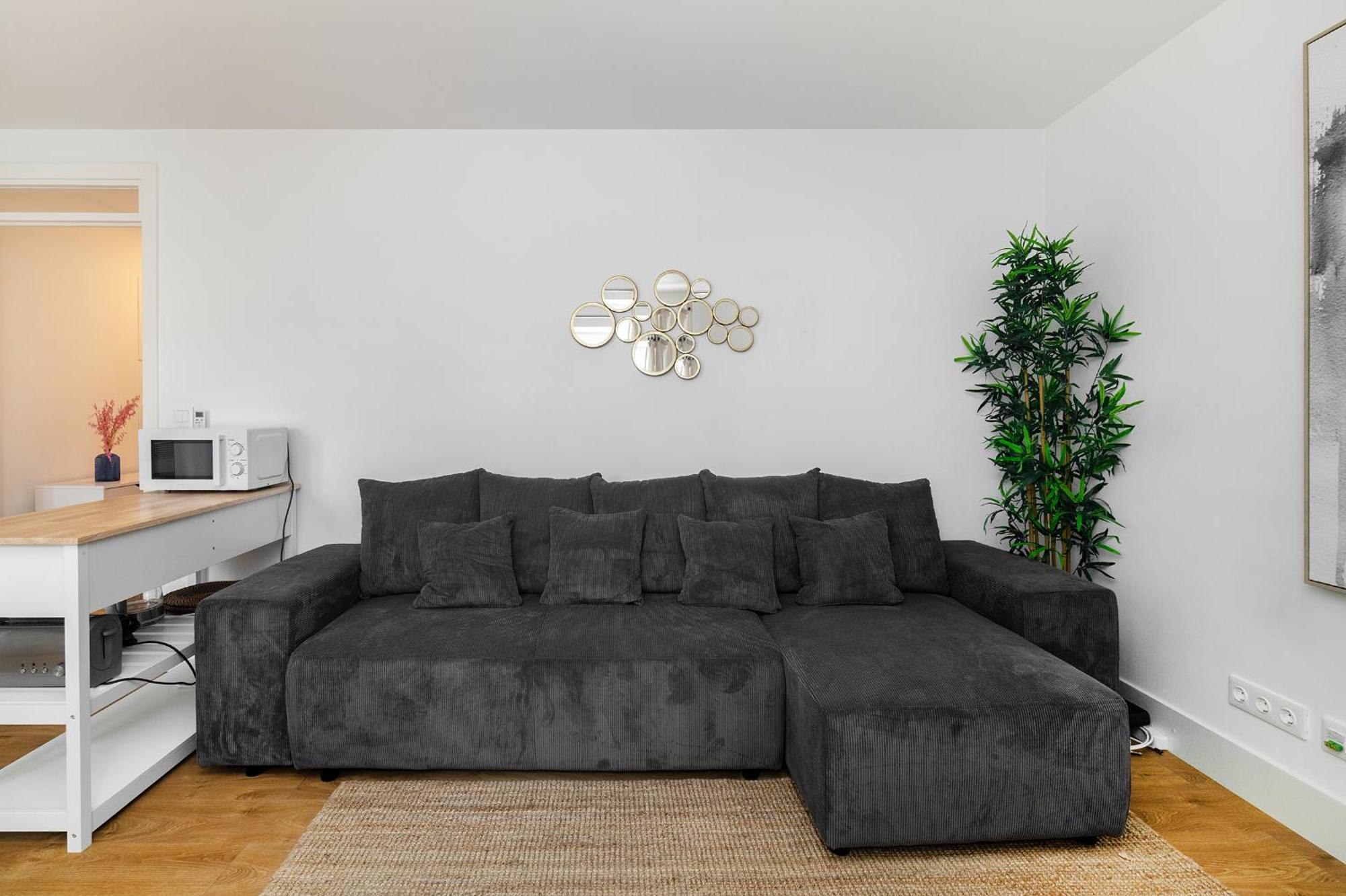 Modern By Soulplaces