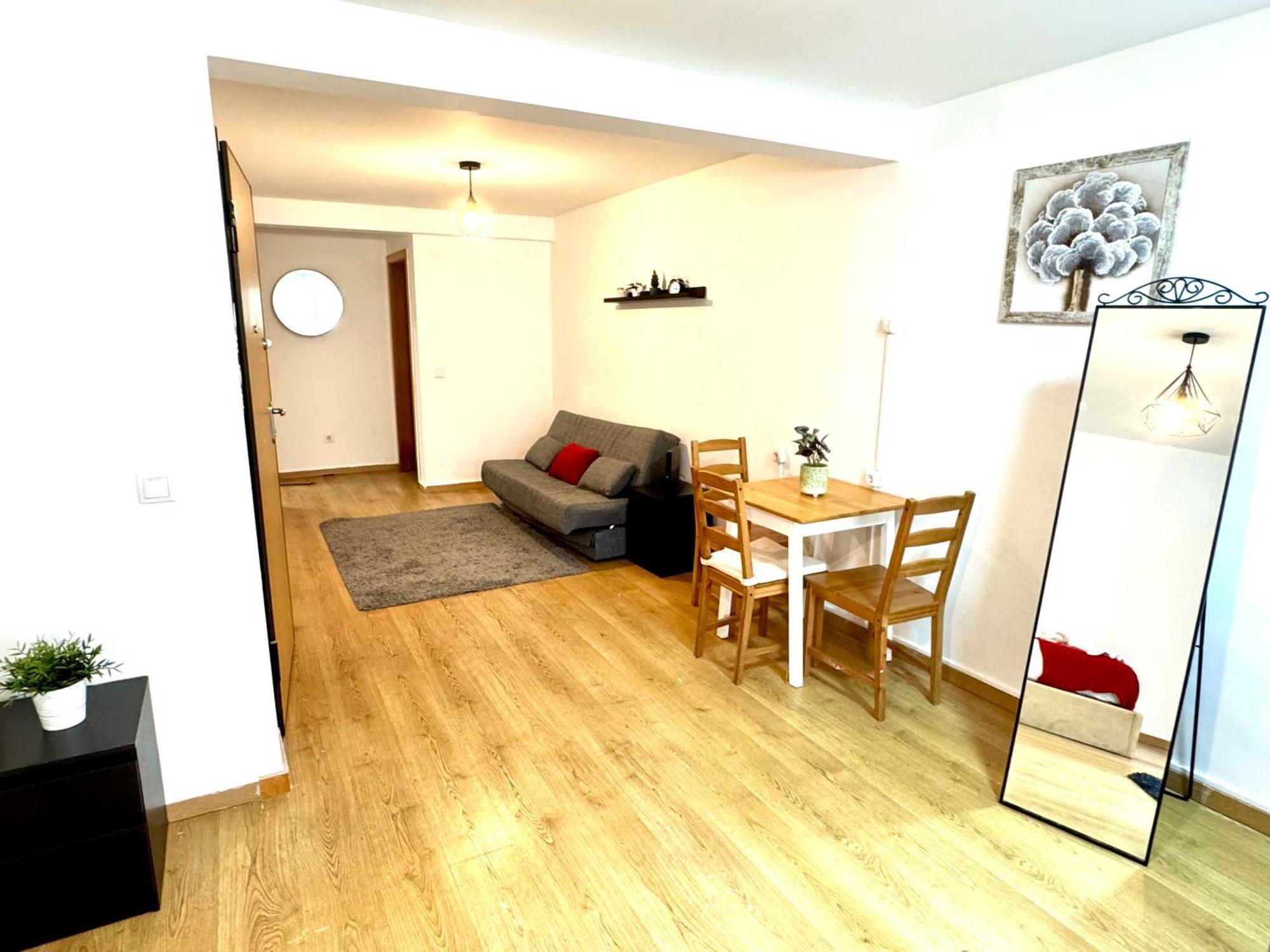 New, Cozy, Flat Lissabon