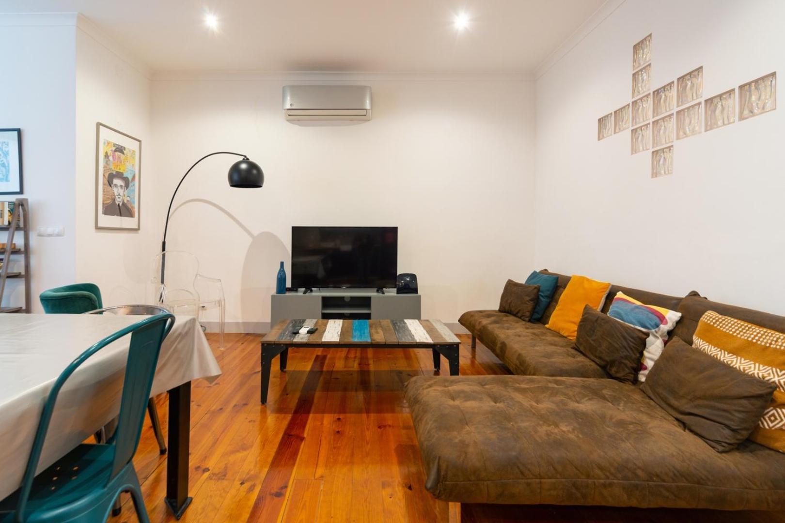Old Style Fully Renewed And Spacious 3-bed Appartement Lisboa