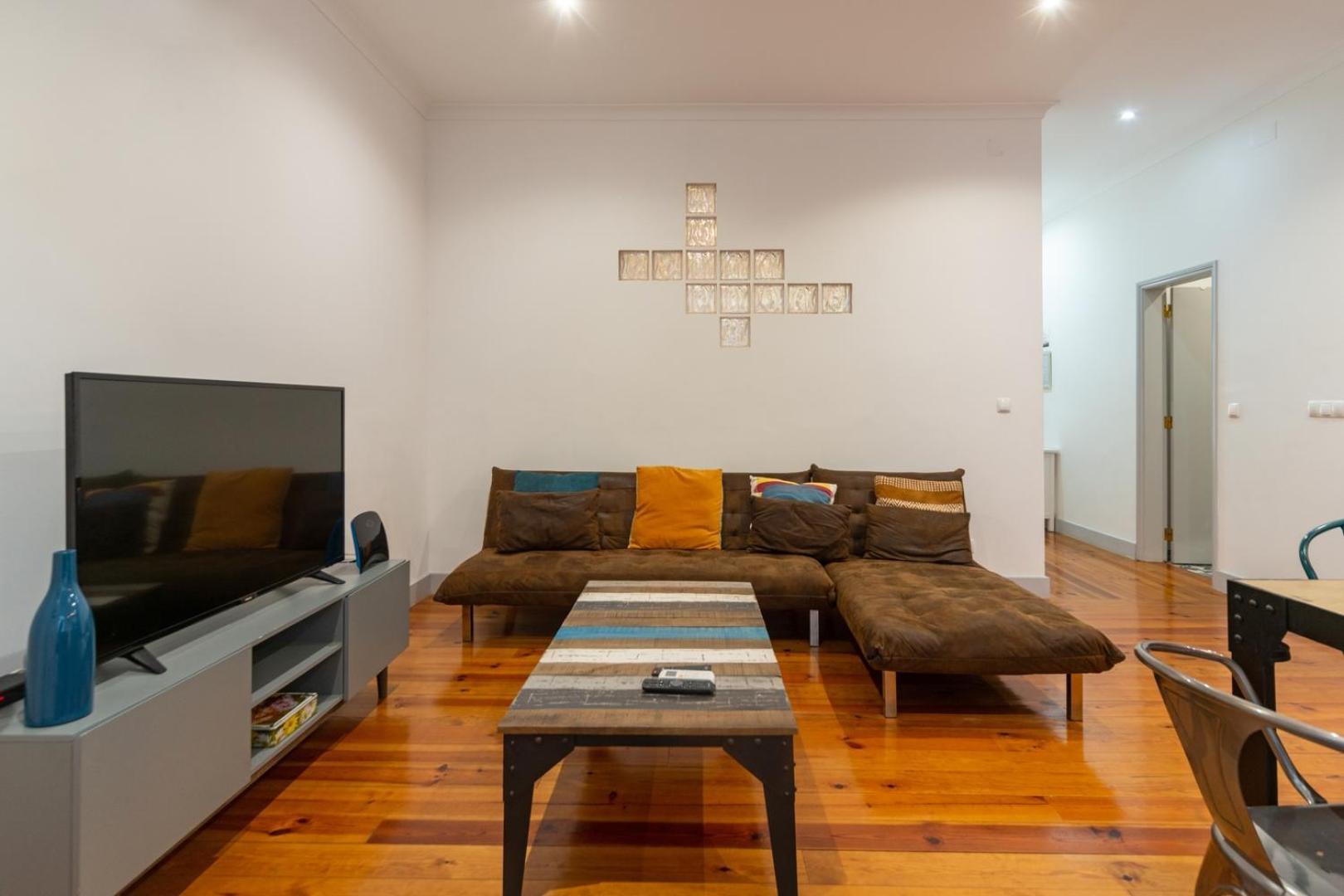 Appartement Old Style Fully Renewed And Spacious 3-bed Lisboa