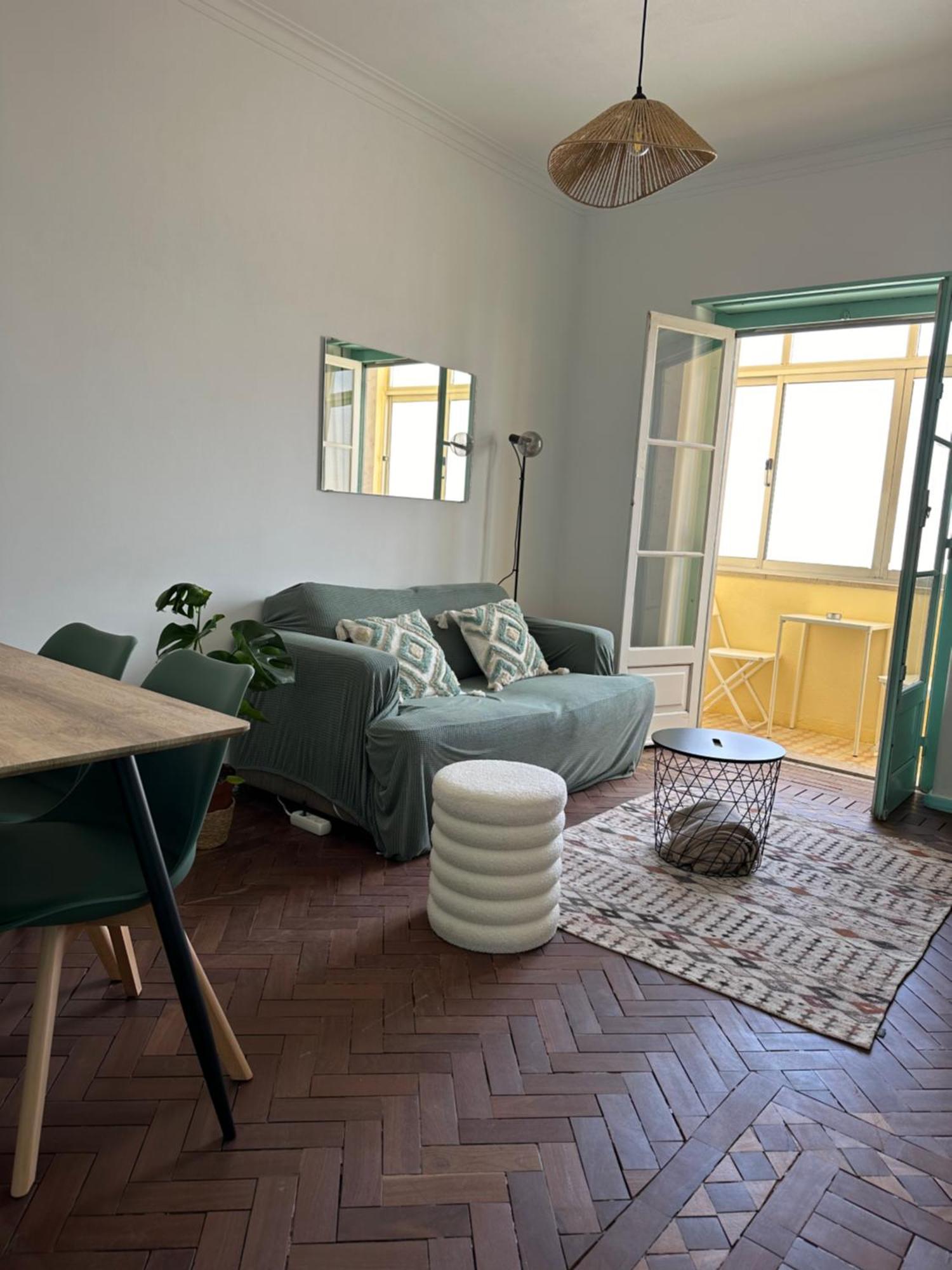 Belem With Tagus River View Apartment Lisbon