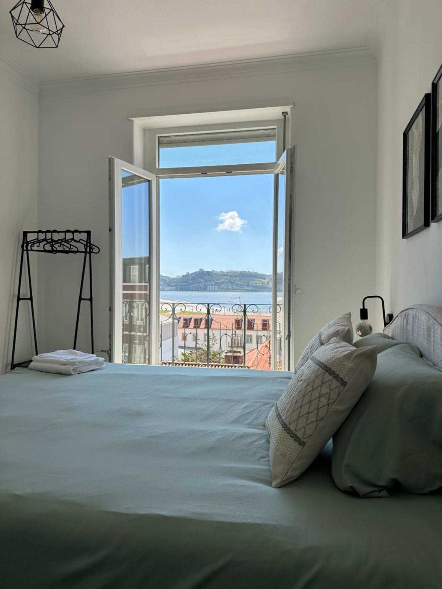 Belem With Tagus River View Apartment *
