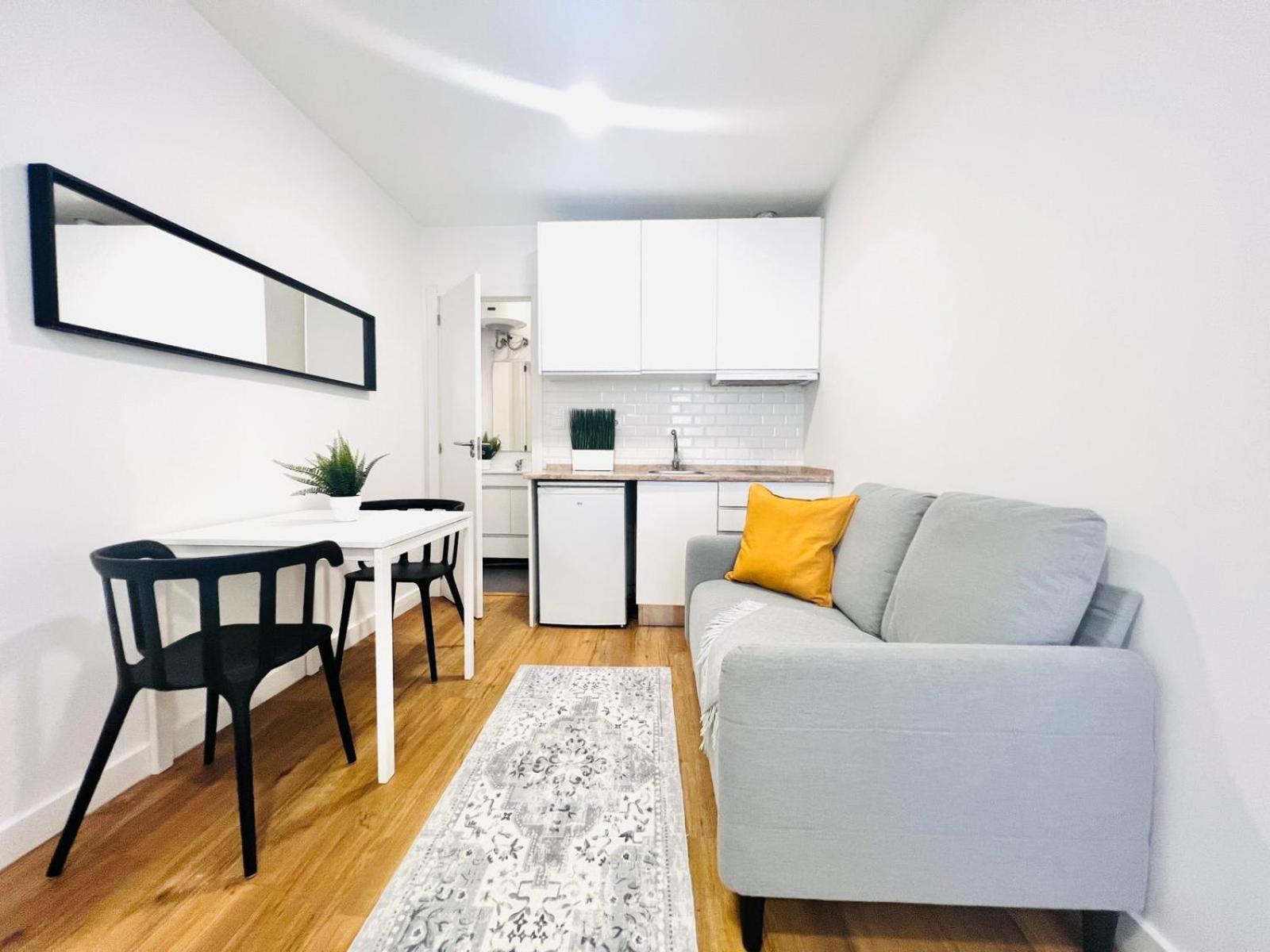 Lisbon, Location, Ideal For Tourists Appartement