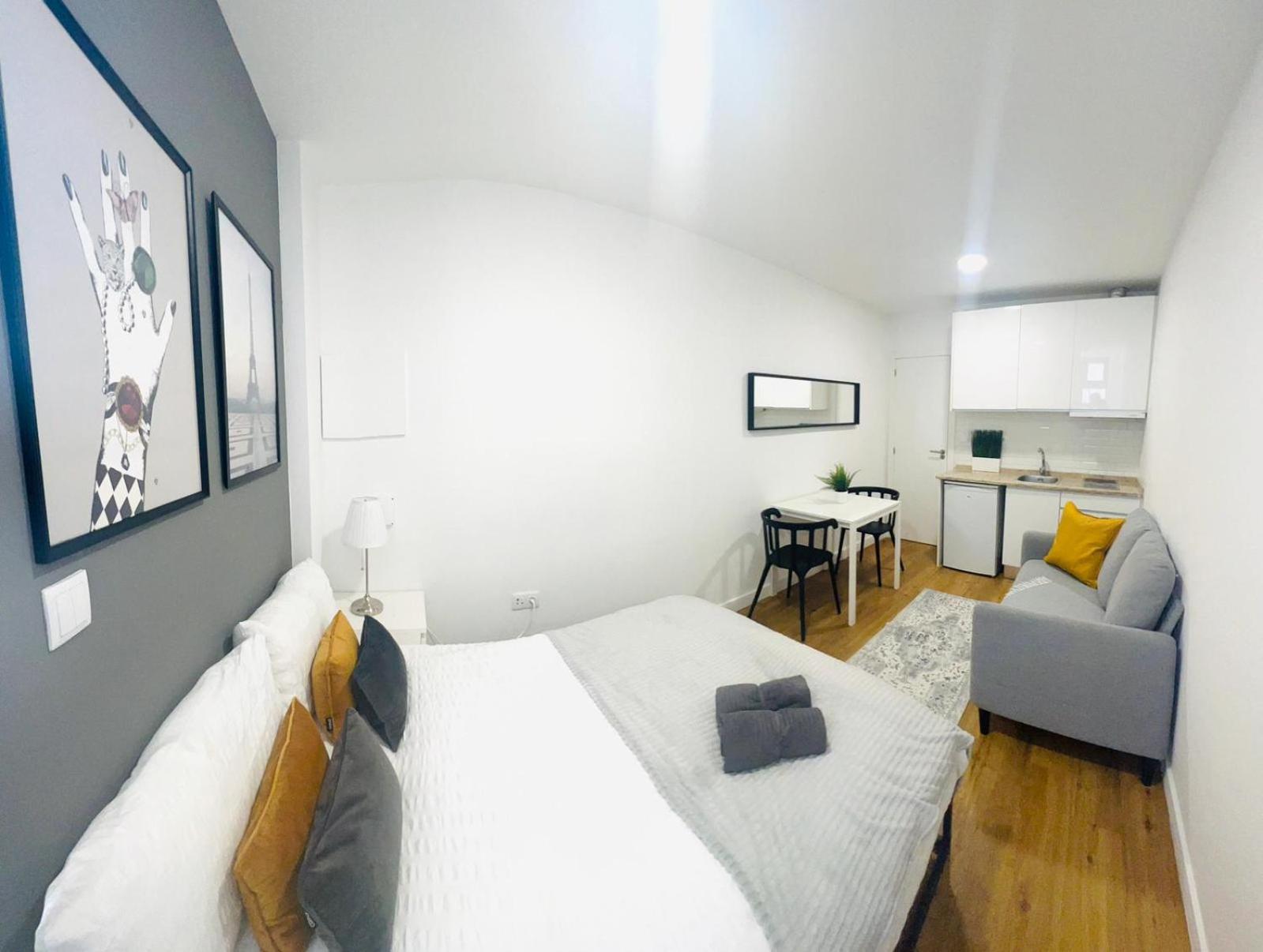 Lisbon, Location, Ideal For Tourists Appartement