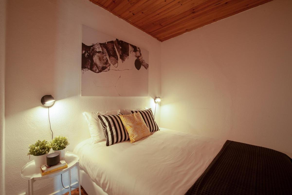 Appartement Tejo View At Alfama Stairs With Terrace Lisboa