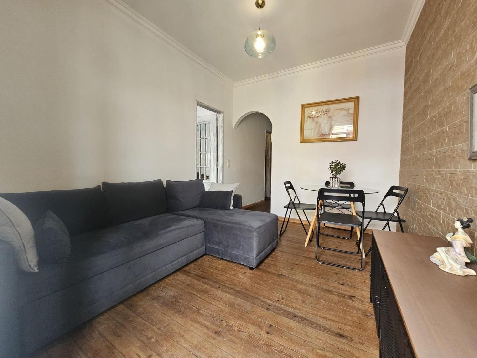 Historical Flat Design Appartement Lissabon