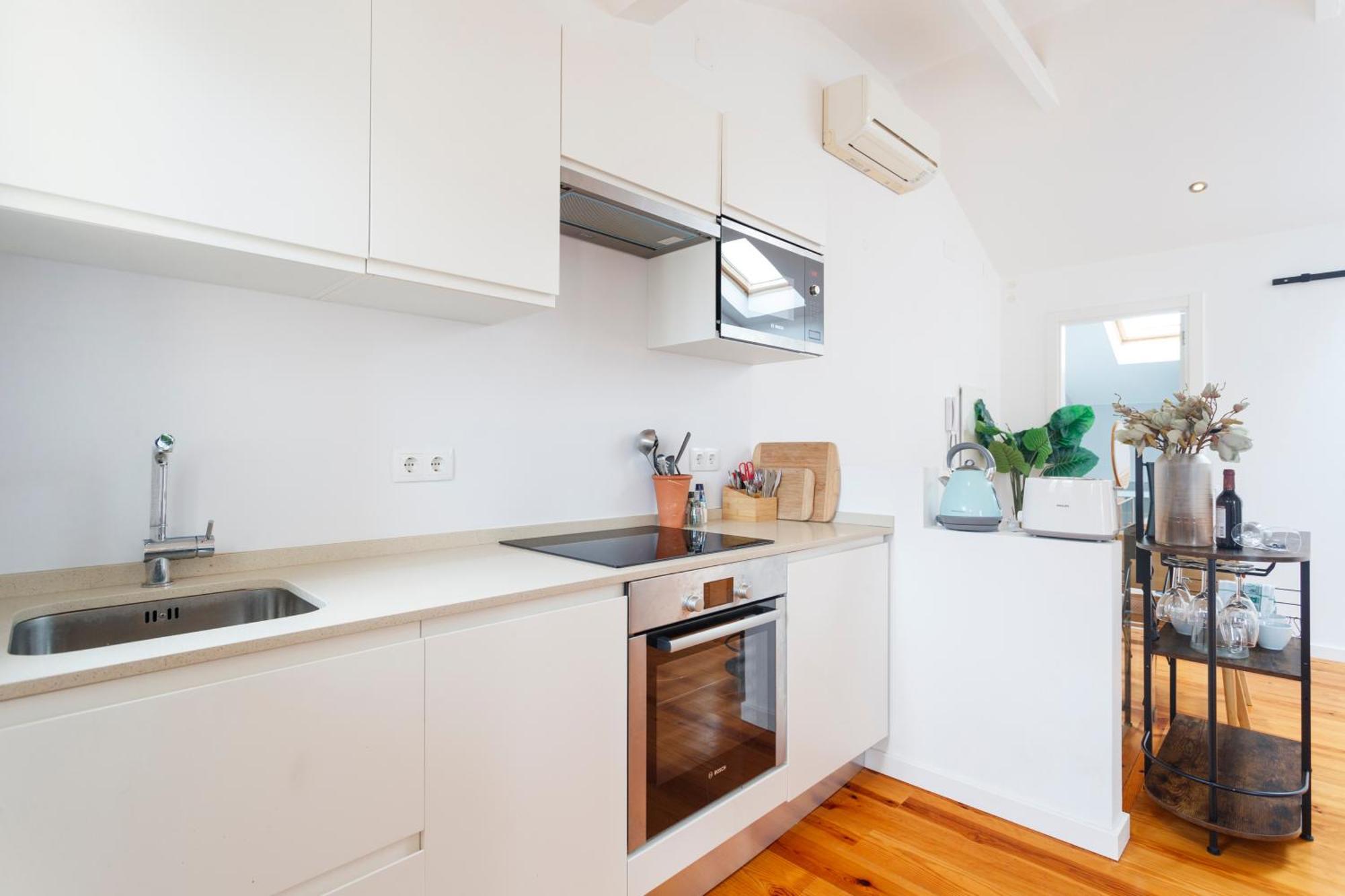 Apartment Bica Blue 1br Loft W Riverview N Ac By Lu Holidays Lisbon