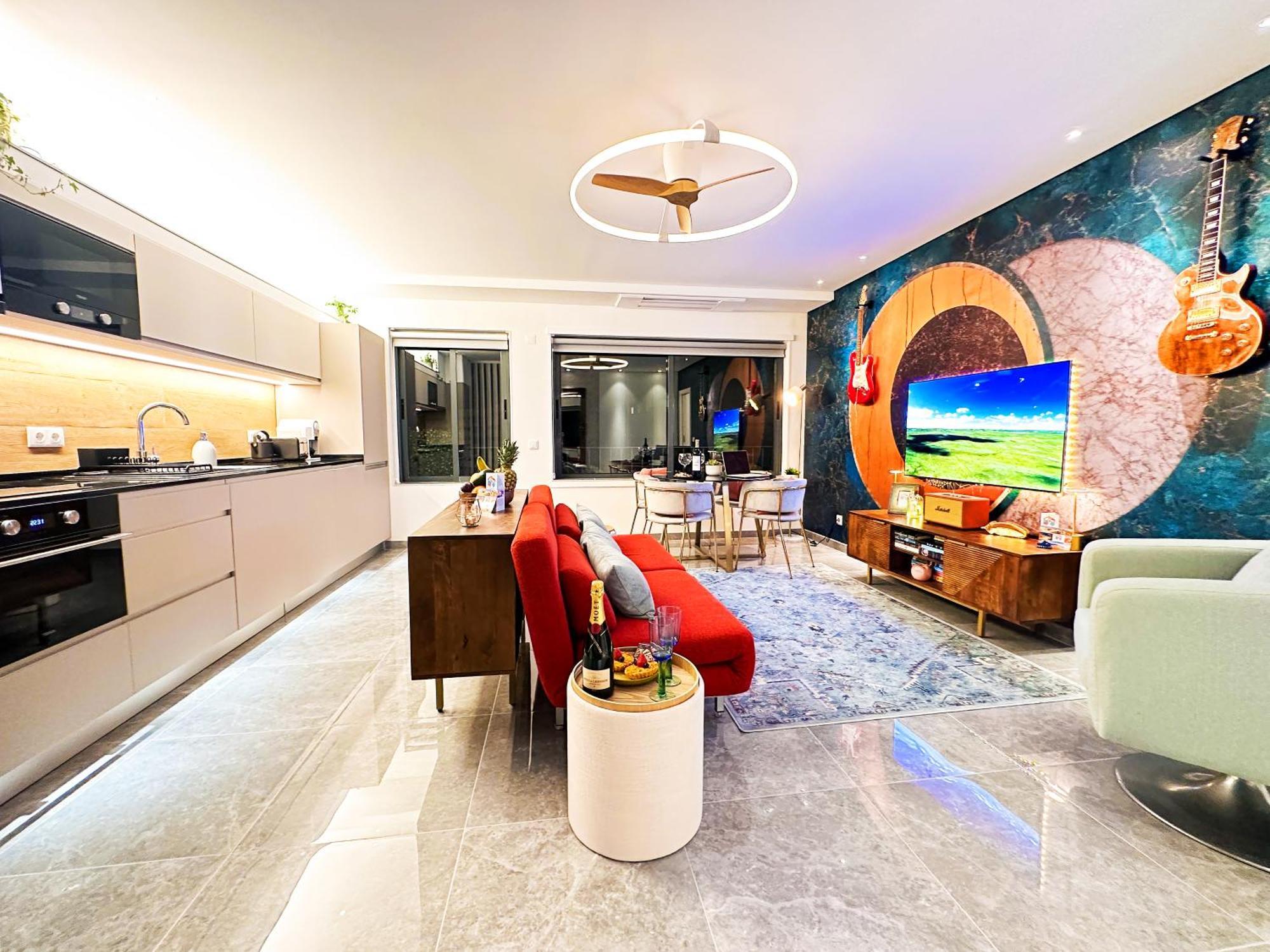 Prestige River View By Becherish Appartement