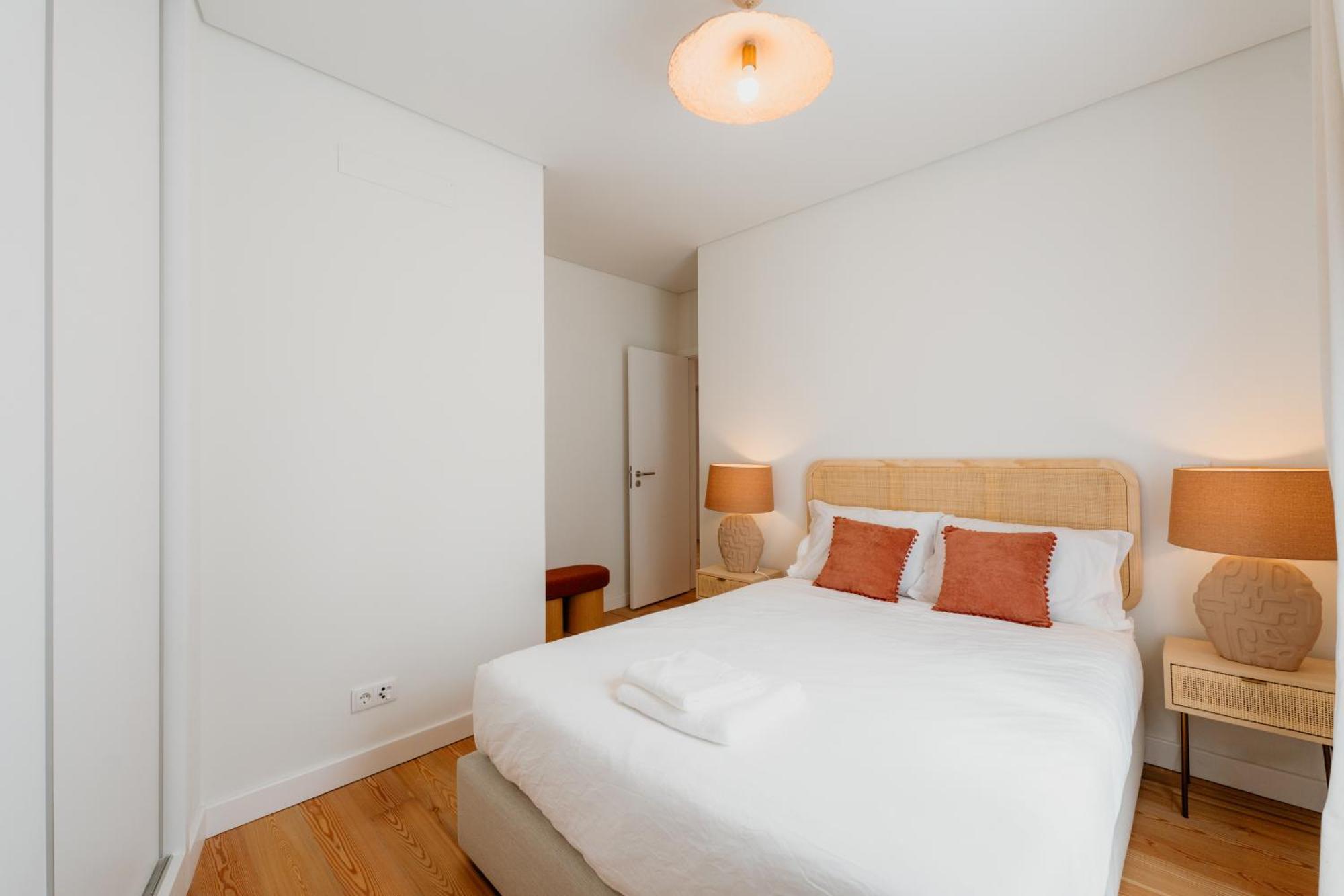 Appartement Mary Orange - No 236 1e - Sophisticated Two-bedroom Getaway