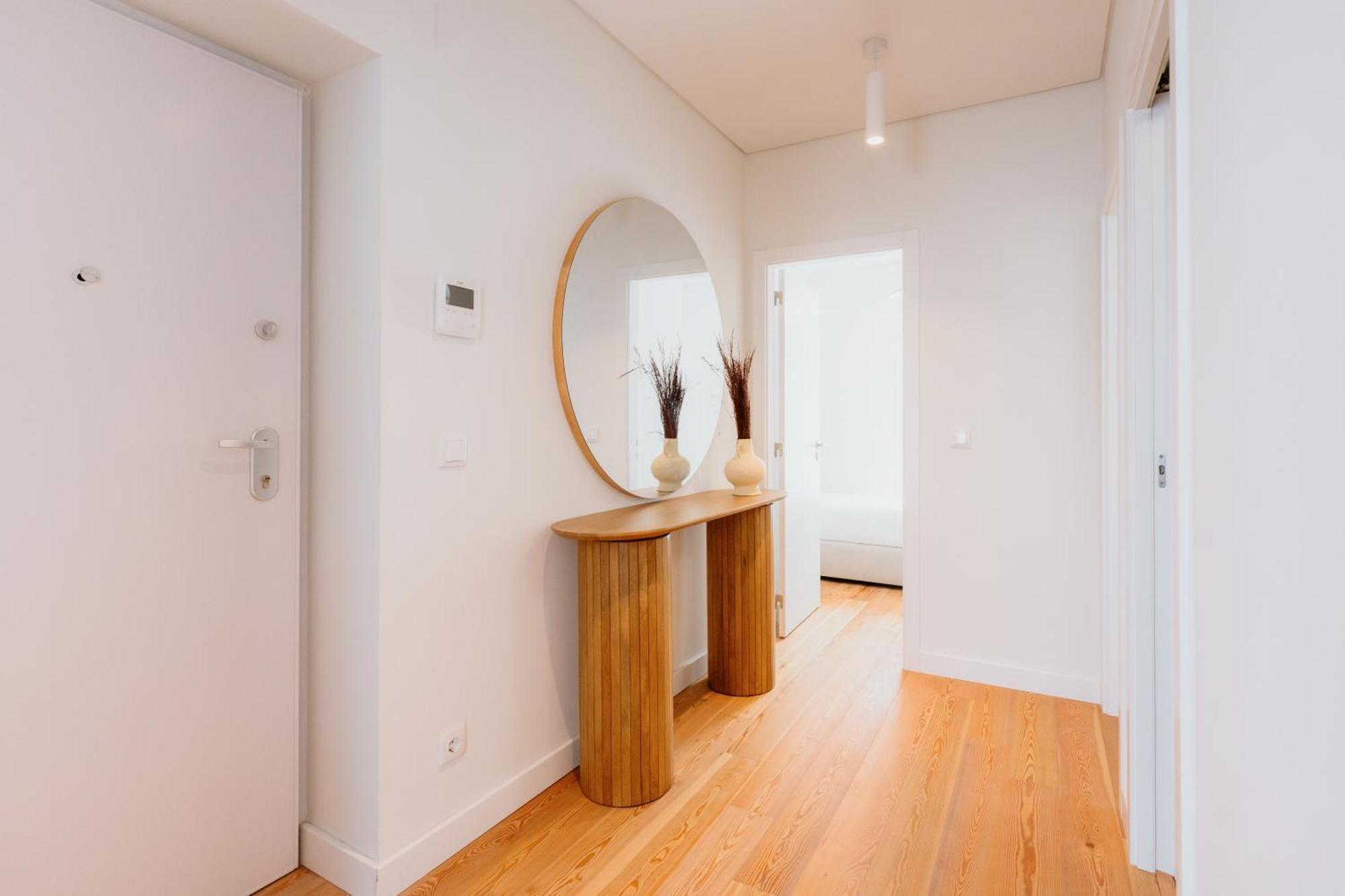 Mary Orange - No 236 1e - Sophisticated Two-bedroom Getaway Appartement *