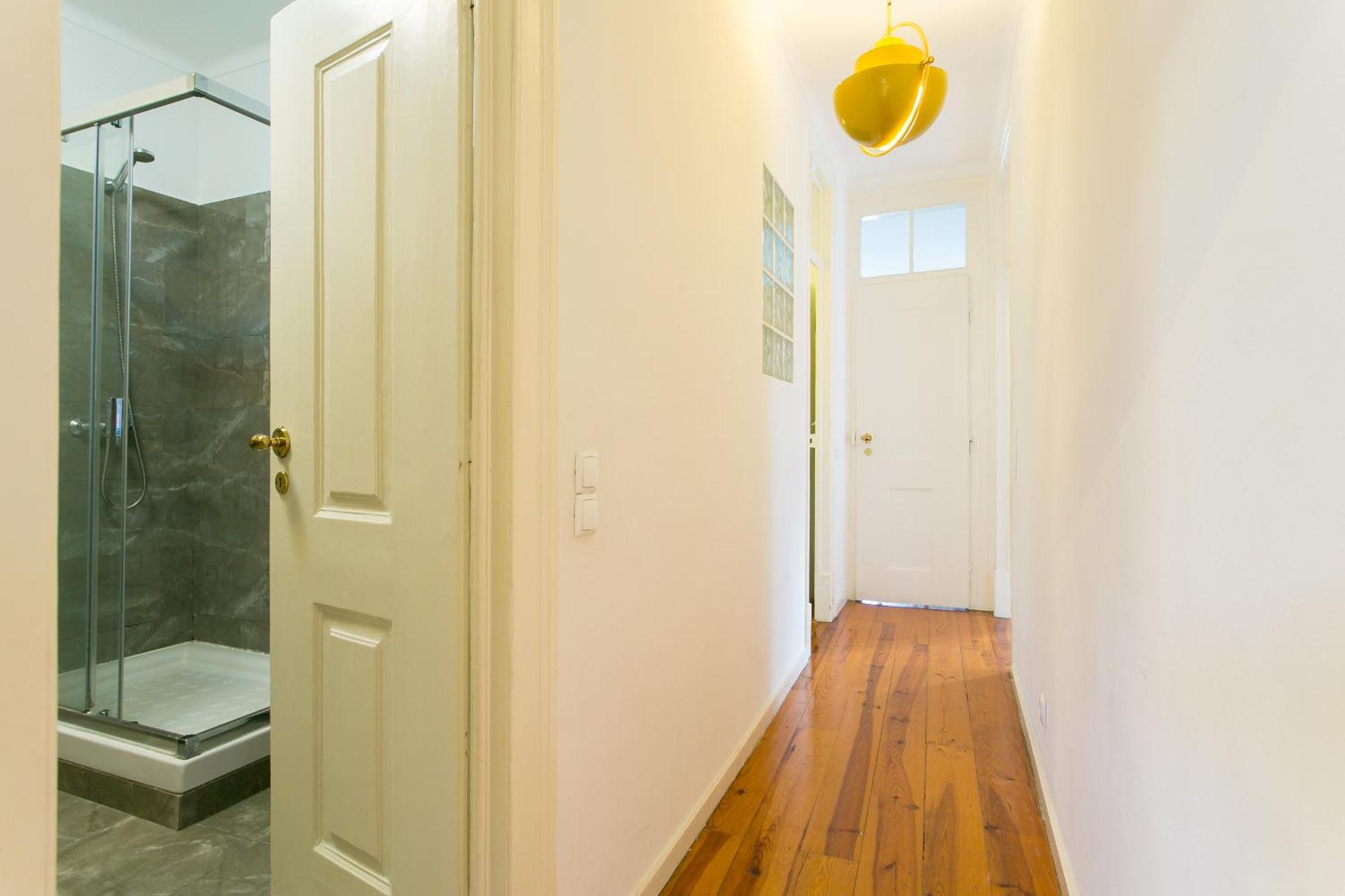 Appartement Spacious, Bright And Newly Renovated 2 Bedroom Apartment, Historical Center, Madragoa Lisboa