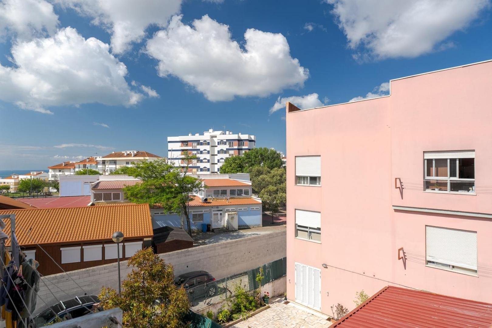 Appartement Hostwise - Bright & Family Flat In Paco De Arcos