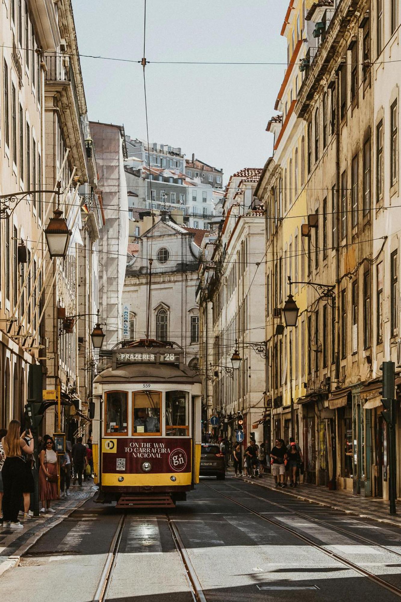 Apartment Sm2 Romantic By The Gardens Pr Real & Bairro Alto *
