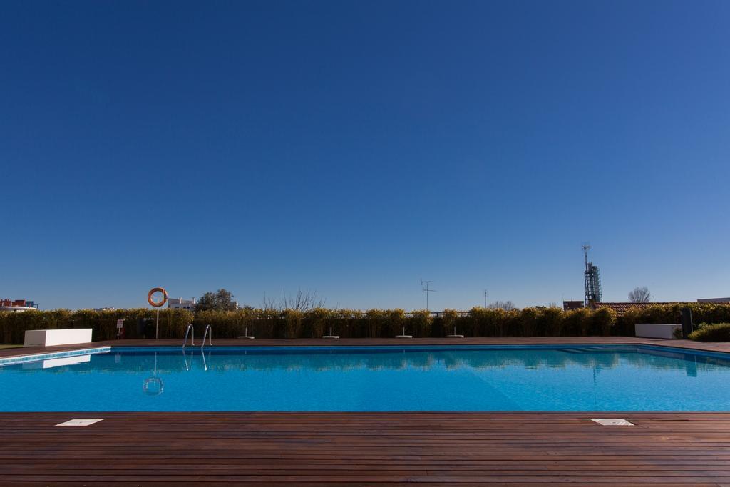 Appartement Charming With Terrace And Pool In Lisboa