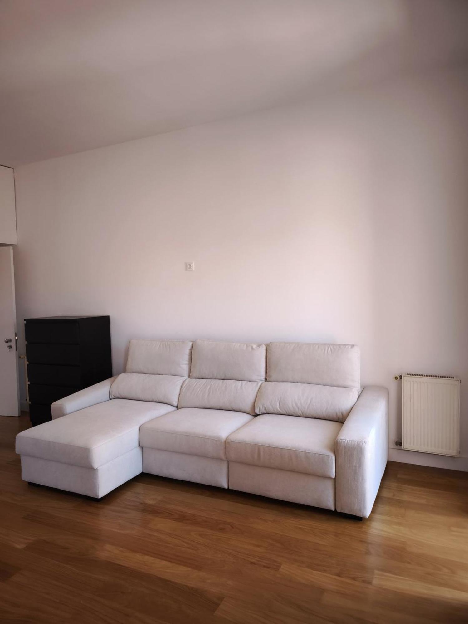 With Three Bedroom In Historic Largo Do Carmo