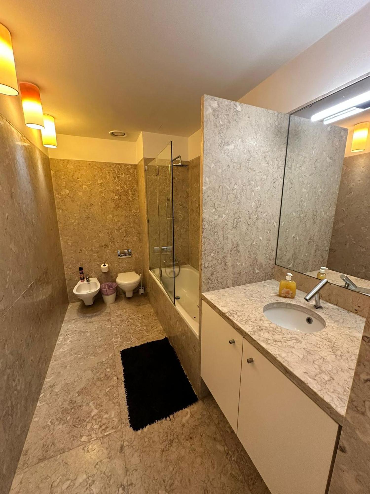 With Three Bedroom In Historic Largo Do Carmo Apartment