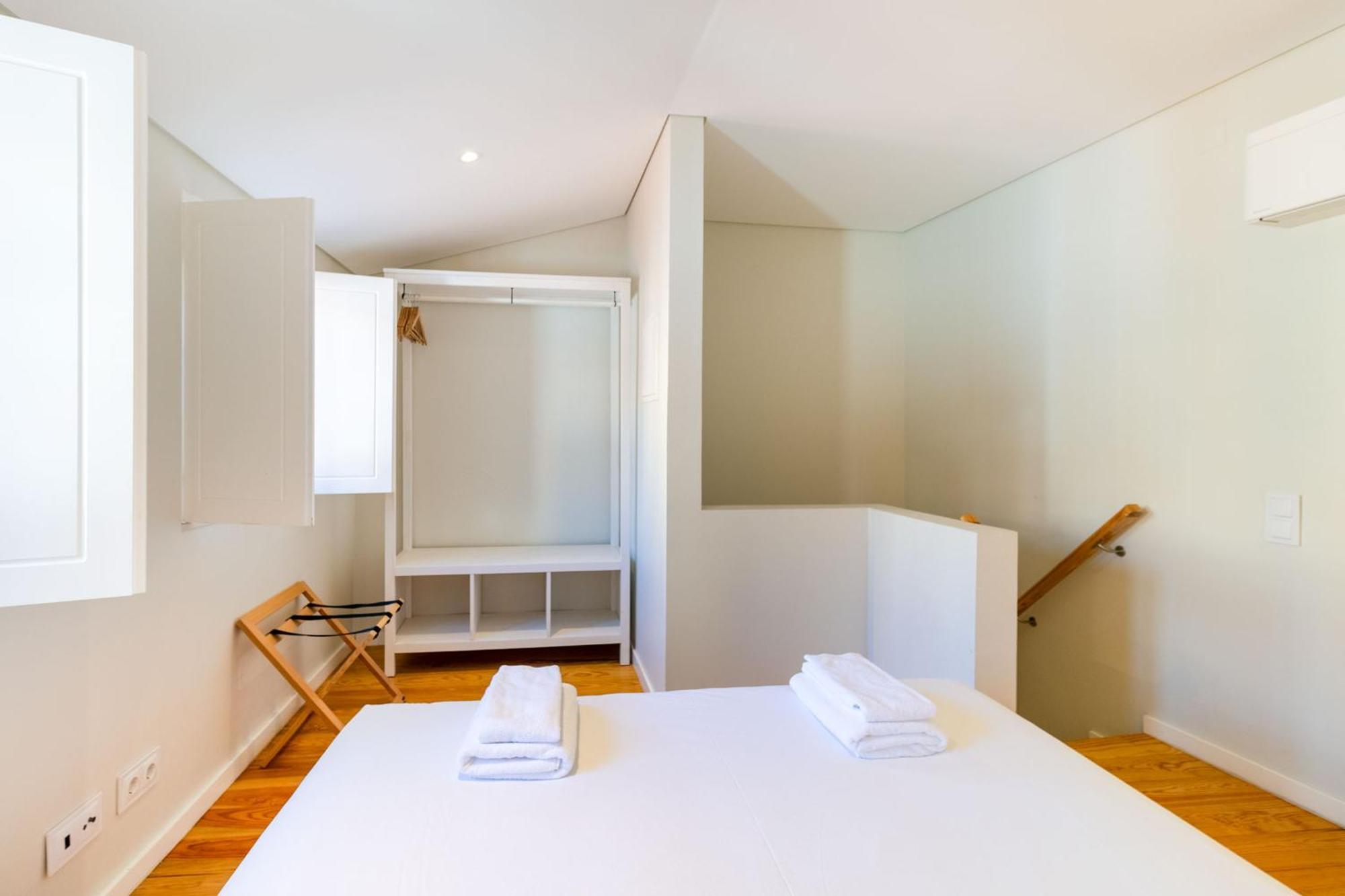 Apartment Discover Lisbons History - Stylish In Alfama Lisbon