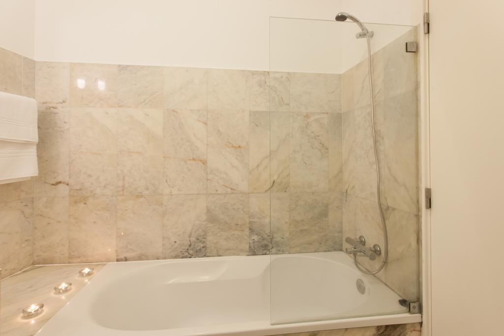 Apartment D'Castro Luxury Apartments - Alfama