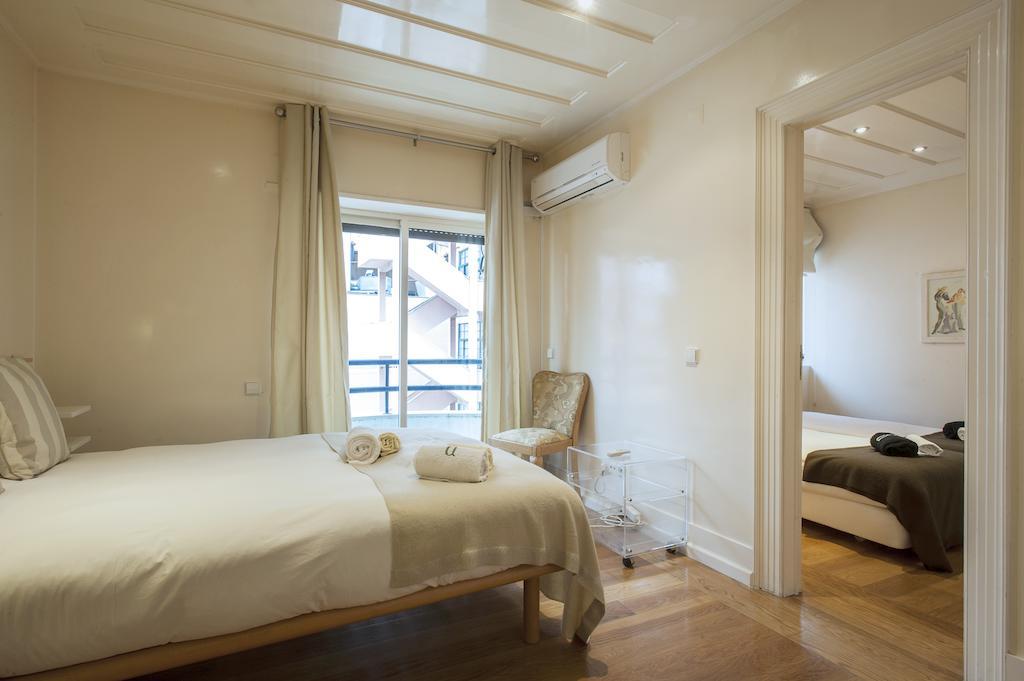 Portuguese Living Saldanha Prestige Lisbon