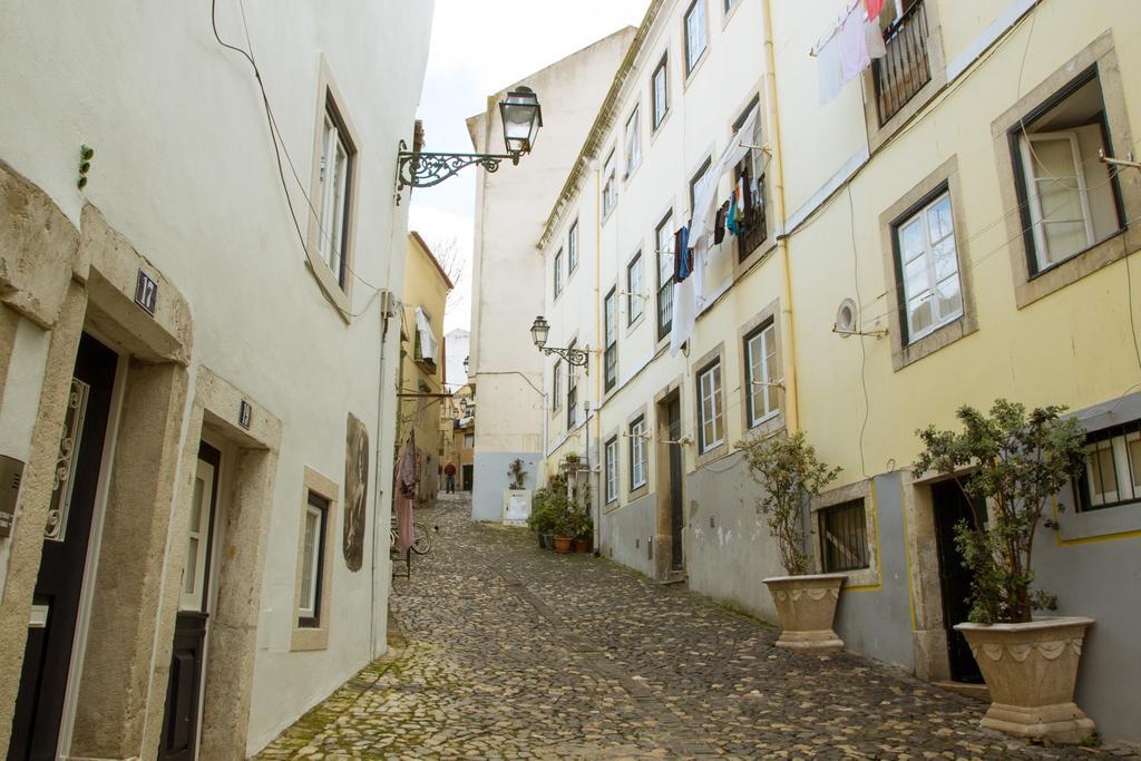 On The Path Of Fado Too Lisboa