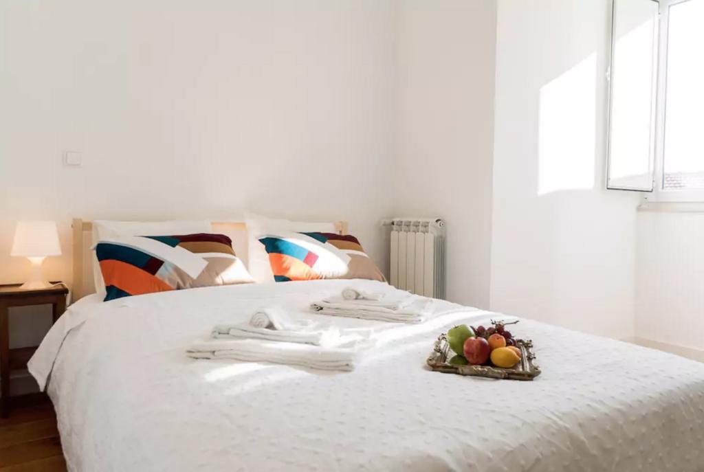 Secret & River View Family Flat * Lissabon