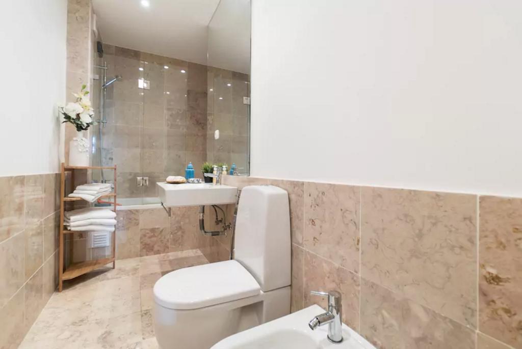 Secret & River View Family Flat Appartement Lissabon