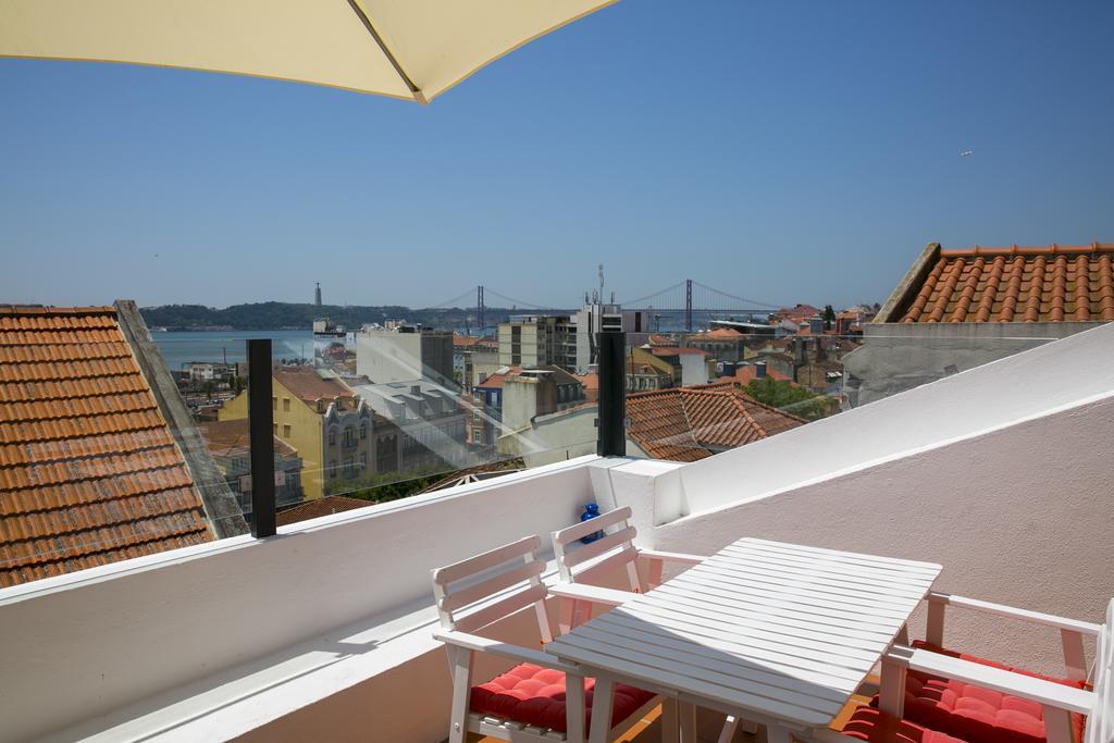 54 Santa Catarina * Lisboa