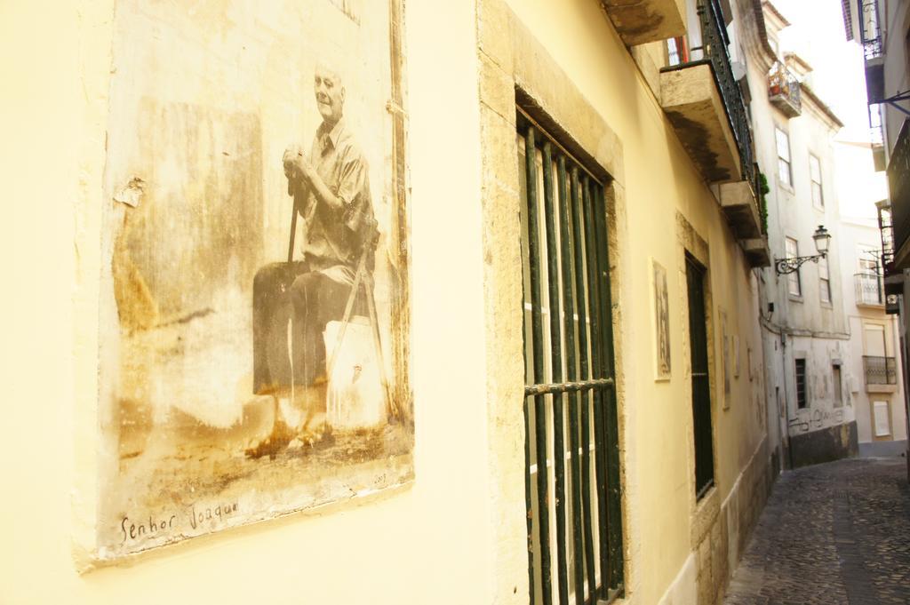 Lusitania One In Mouraria Lissabon