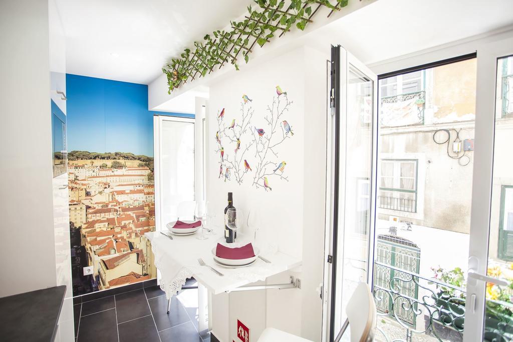 Typical Bairro Alto * Lisboa