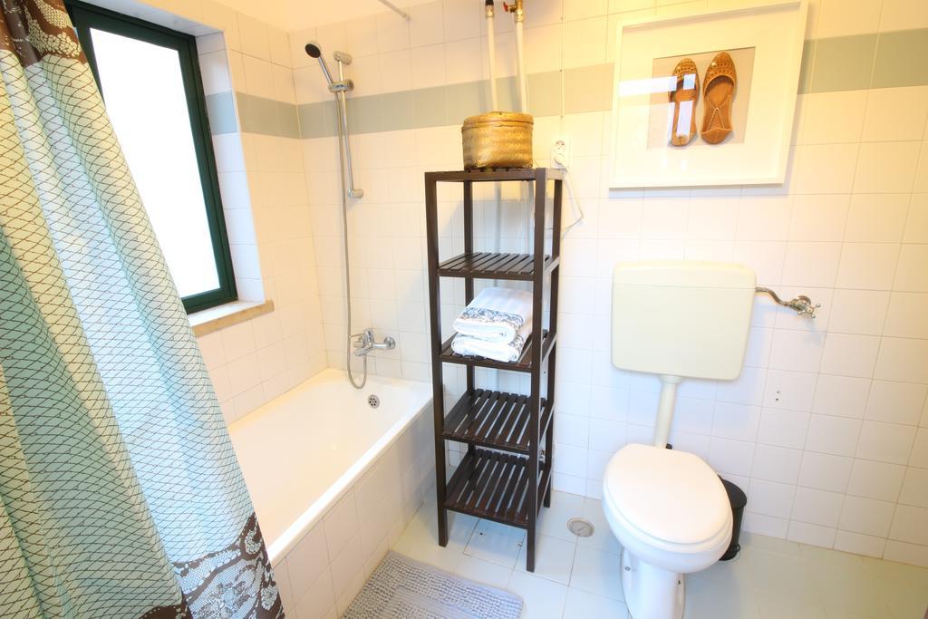 Spacious 2 Bedroom With Large Living Appartement Lisboa