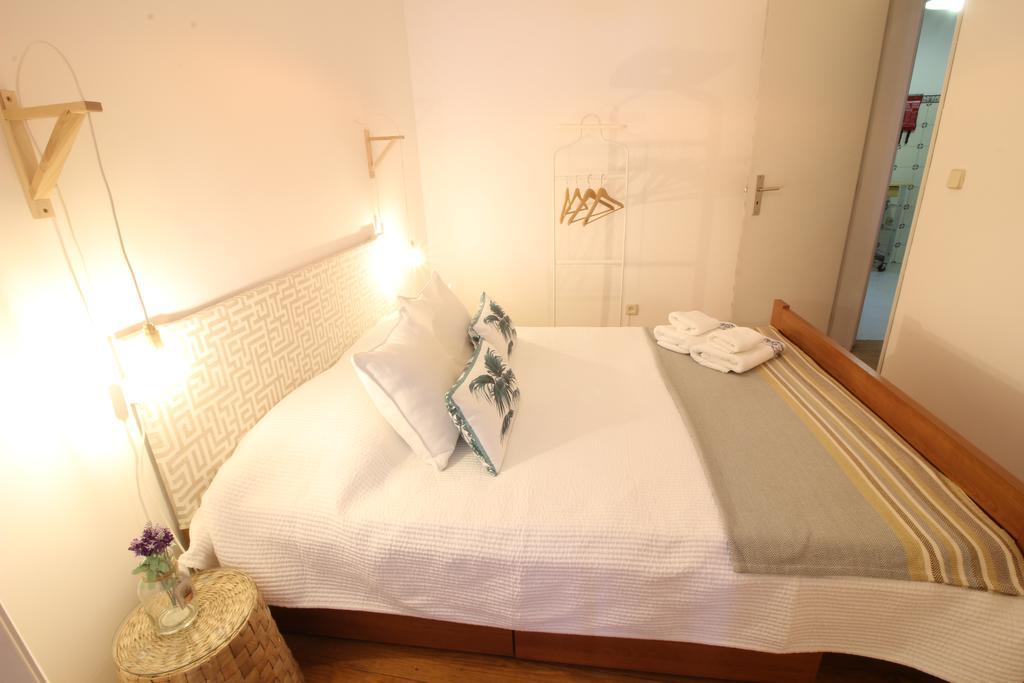 Spacious 2 Bedroom With Large Living *