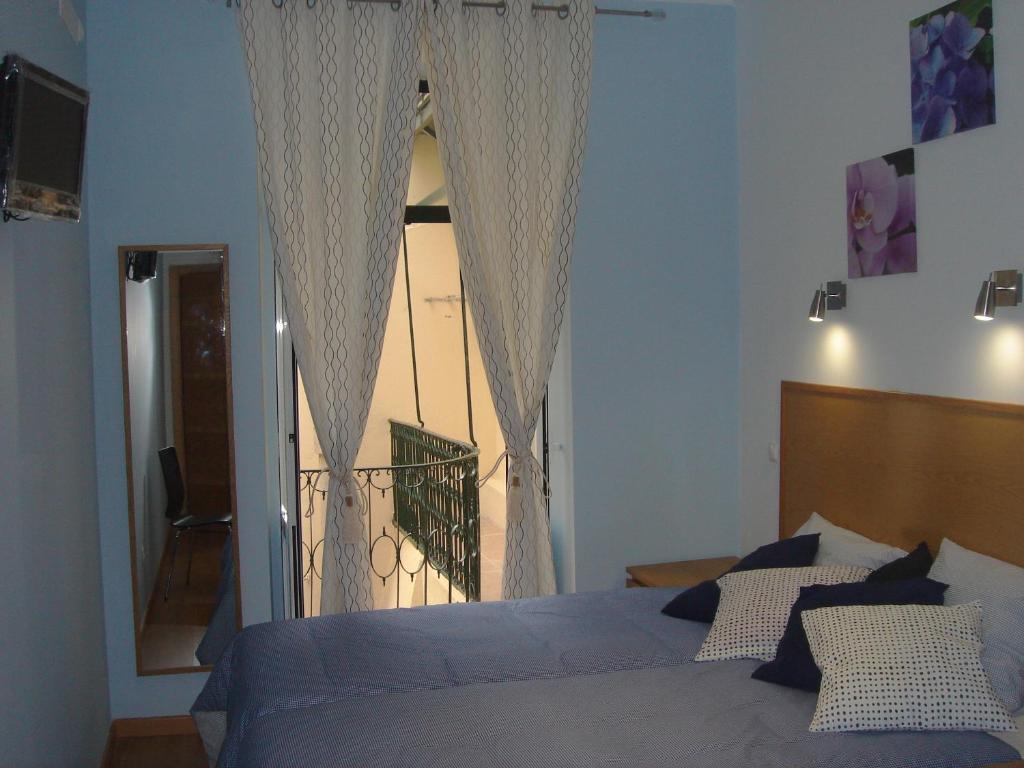 Downtown 3*