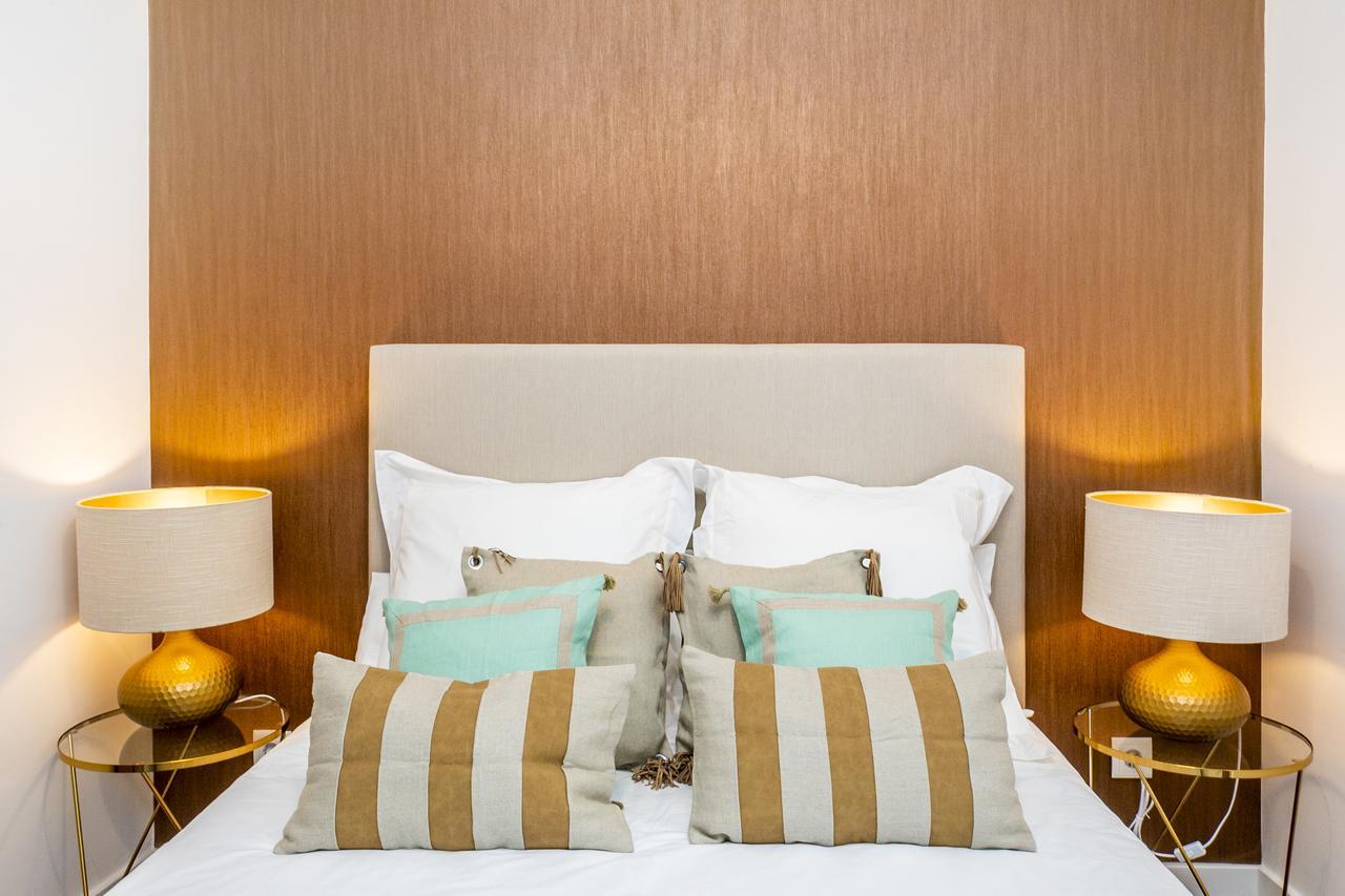 Lively 2 Bedroom In Iconic Alfama! Lissabon