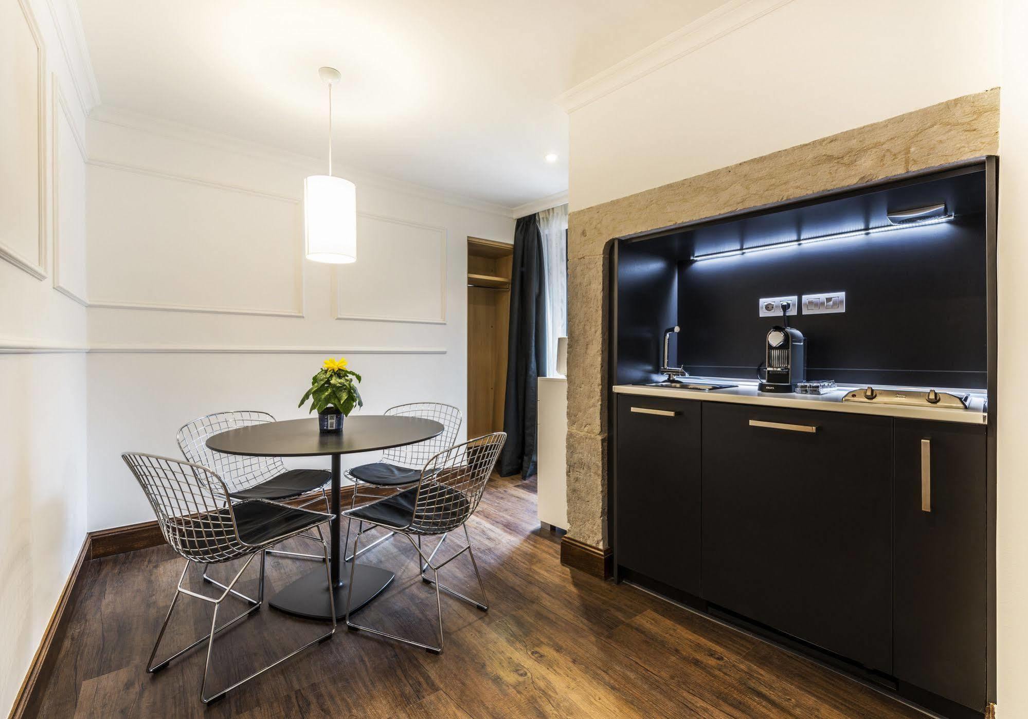 Garrett 48 Apartment Lissabon