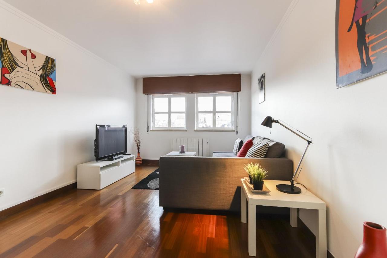 Modern Graca By Homing Apartment
