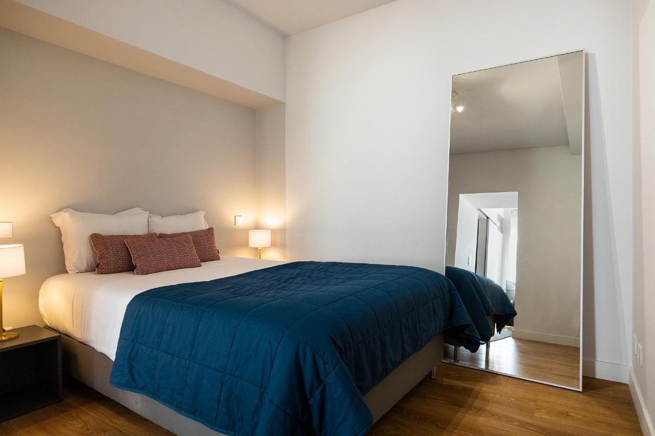 Claude Homes Marques Apartment