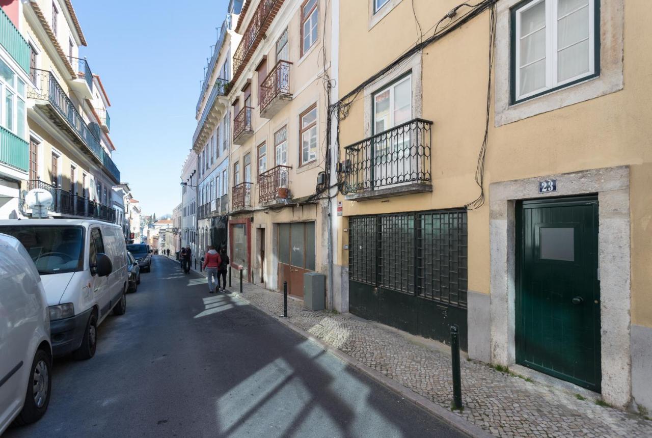 Rato Cozy 3br W/balcony - By Lu Holidays